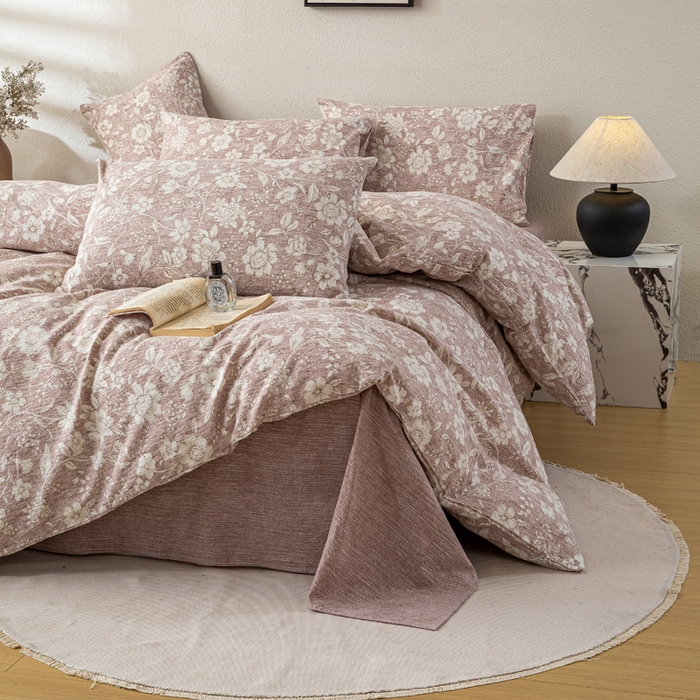 91家纺网 家纺一手货源 找家纺 七里香 2025秋冬新品A类加厚高克重原麻复古风亚麻皱皱纱印花四件套 粉黛