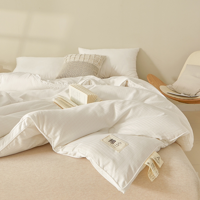 91家纺网 家纺一手货源 找家纺 晚悠家纺 2025新款提花A类原棉大豆纤维被子被芯春秋被冬被供货直播网销 白色