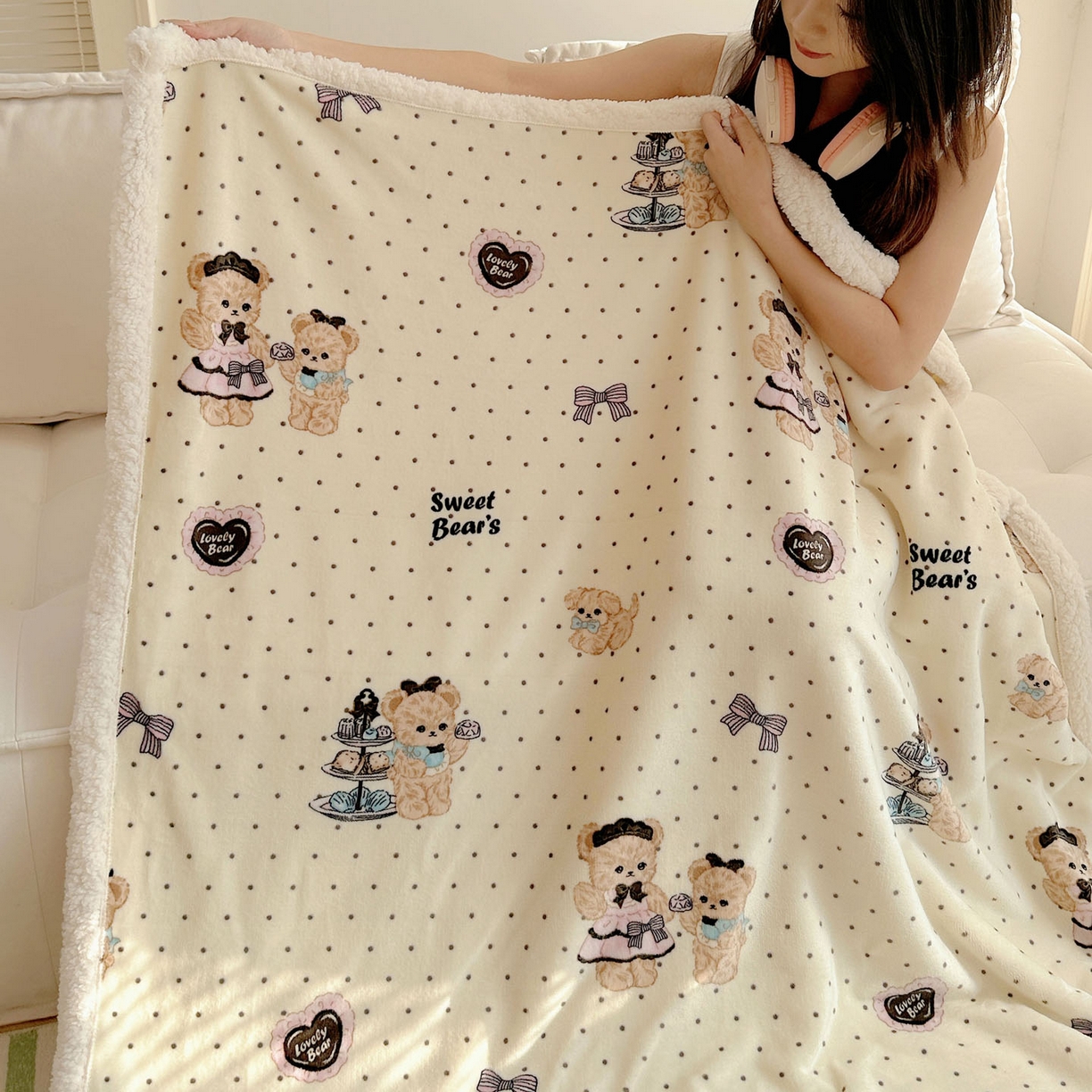 91家纺网 家纺一手货源 找家纺 美乐迪  2025新款牛奶绒羊羔绒毛毯 茶画熊