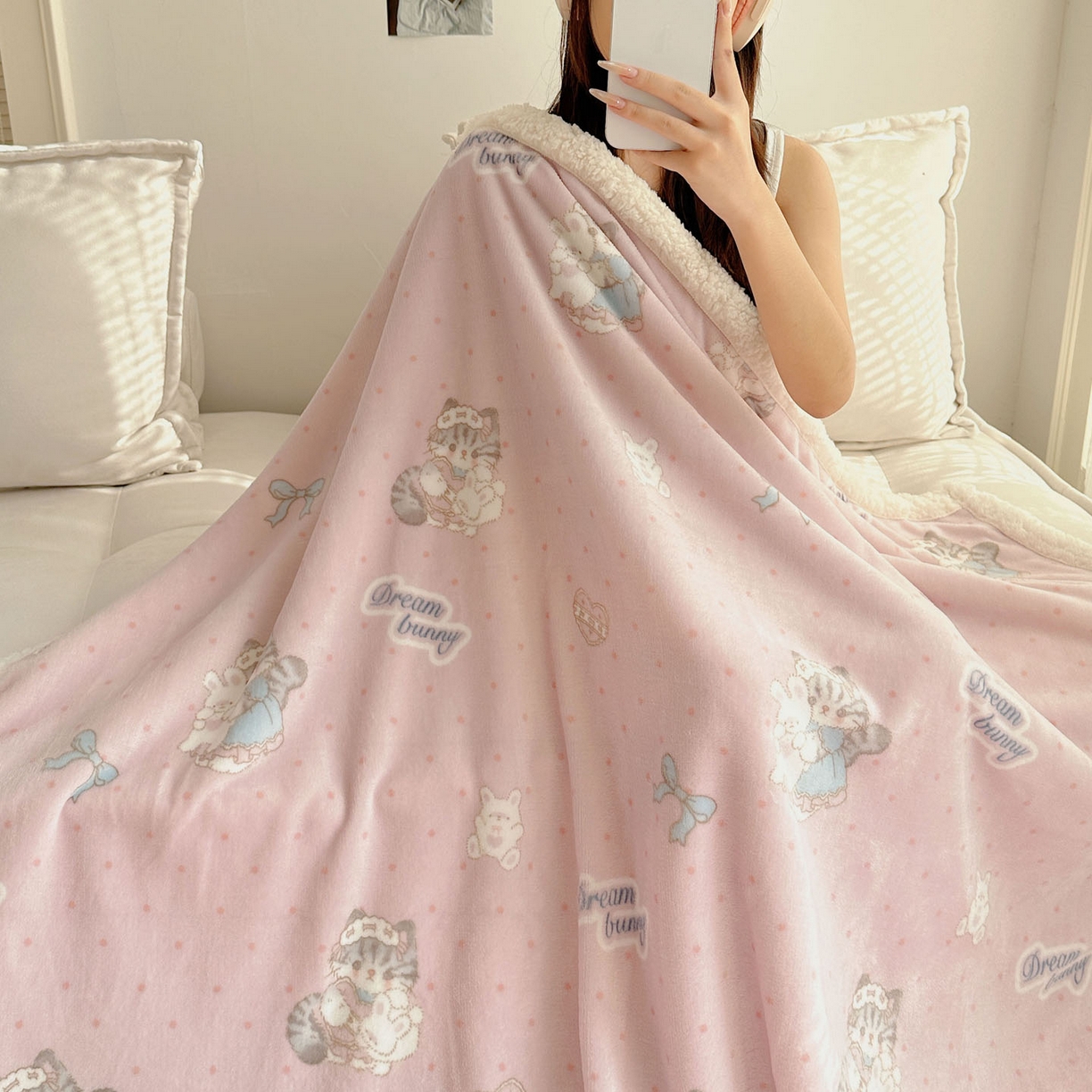 91家纺网 家纺一手货源 找家纺 美乐迪  2025新款牛奶绒羊羔绒毛毯 洛丽塔小猫