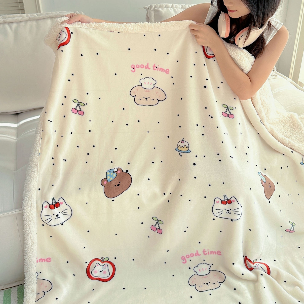 91家纺网 家纺一手货源 找家纺 美乐迪  2025新款牛奶绒羊羔绒毛毯 墨点小狗