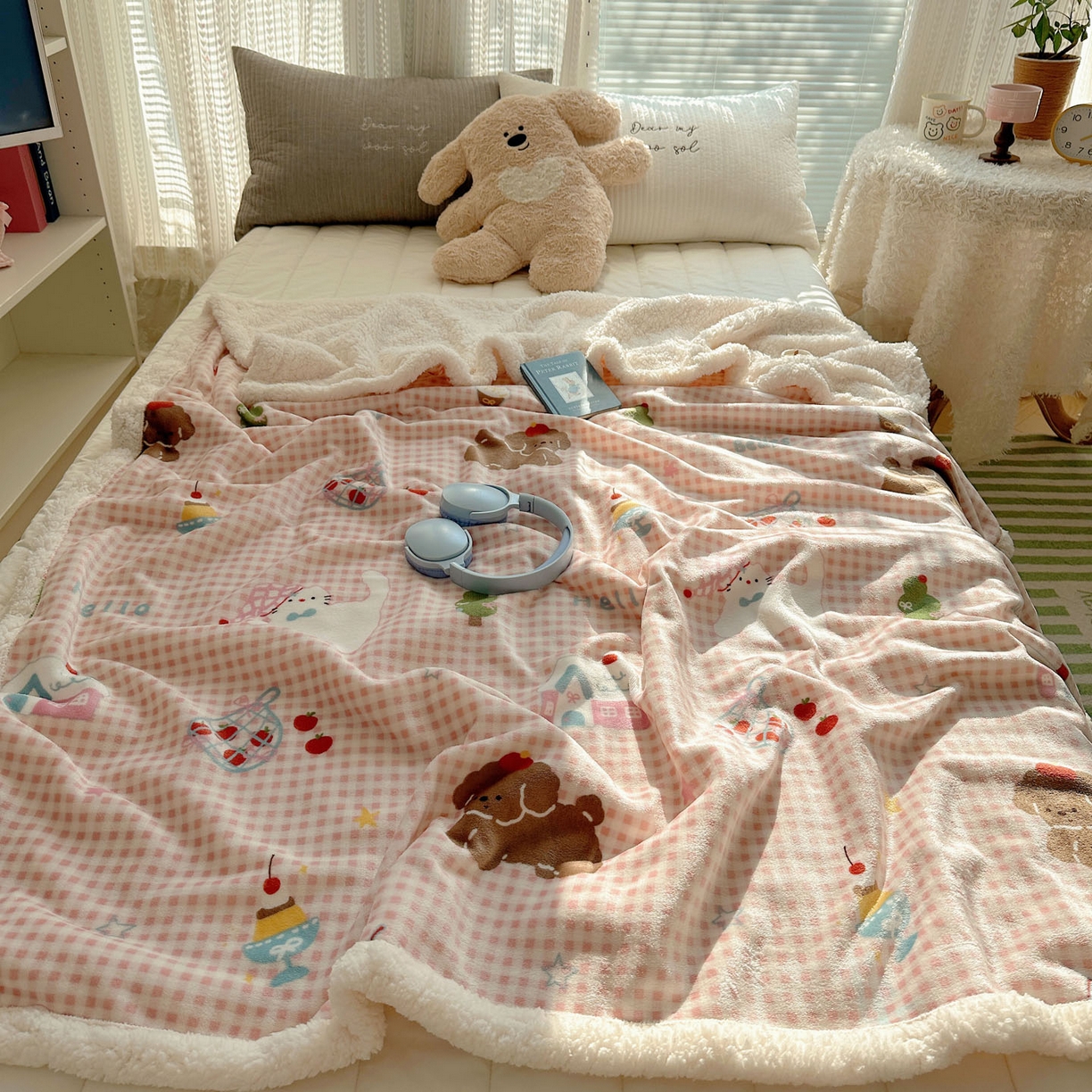 91家纺网 家纺一手货源 找家纺 美乐迪  2025新款牛奶绒羊羔绒毛毯 圣诞狗狗