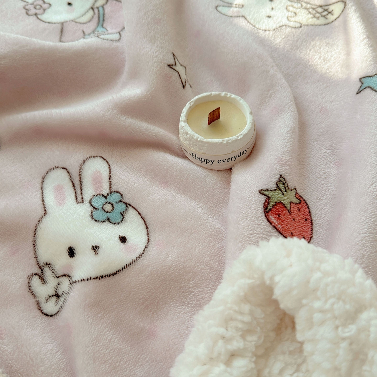 91家纺网 家纺一手货源 找家纺 美乐迪  2025新款牛奶绒羊羔绒毛毯 甜品小兔