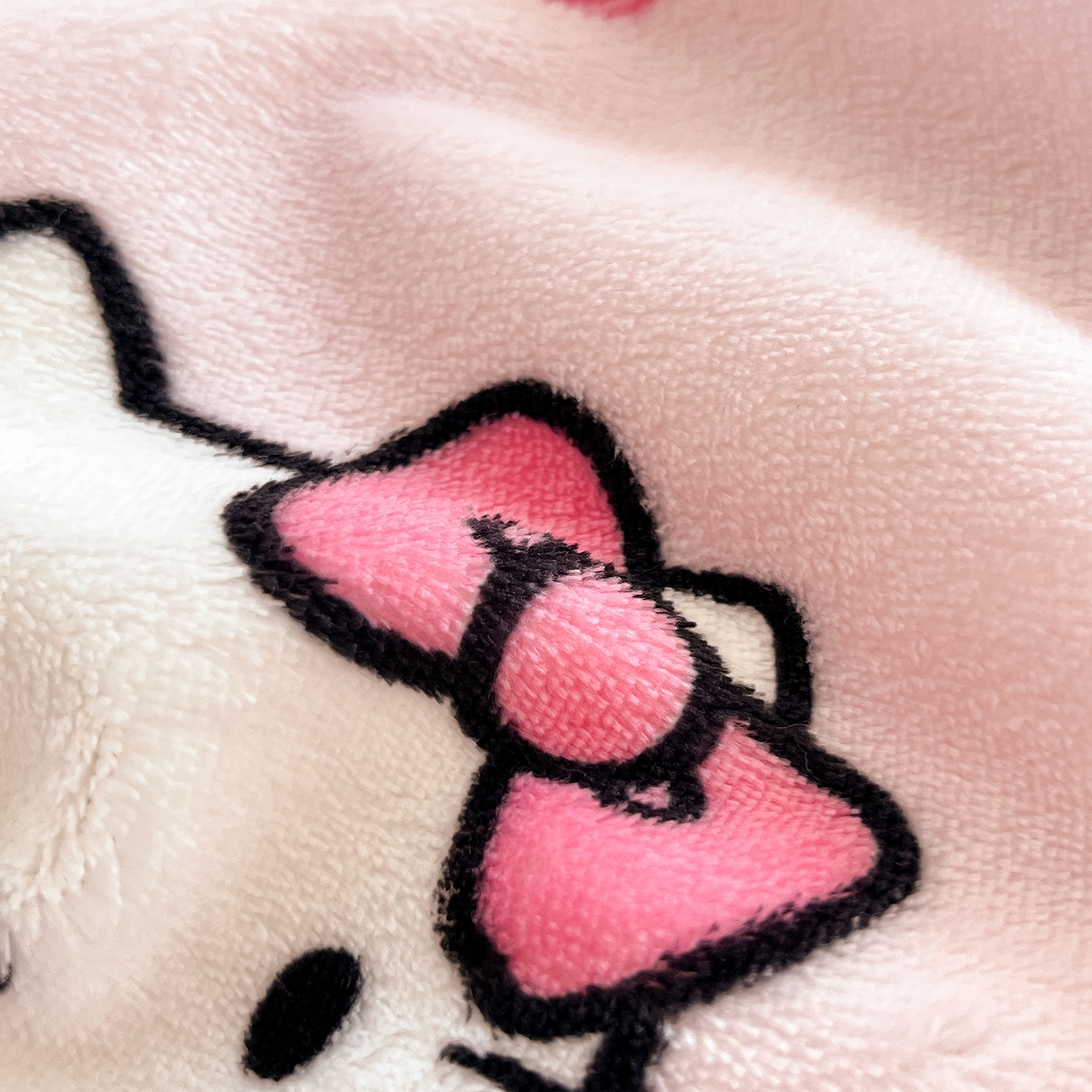 91家纺网 家纺一手货源 找家纺 金爱家 2025新款A类三丽鸥正版授权少女可爱卡通加厚牛奶绒羊羔绒毛毯多功能四季毛毯毯子 绒毛毯-MT三丽鸥甜筒KT粉