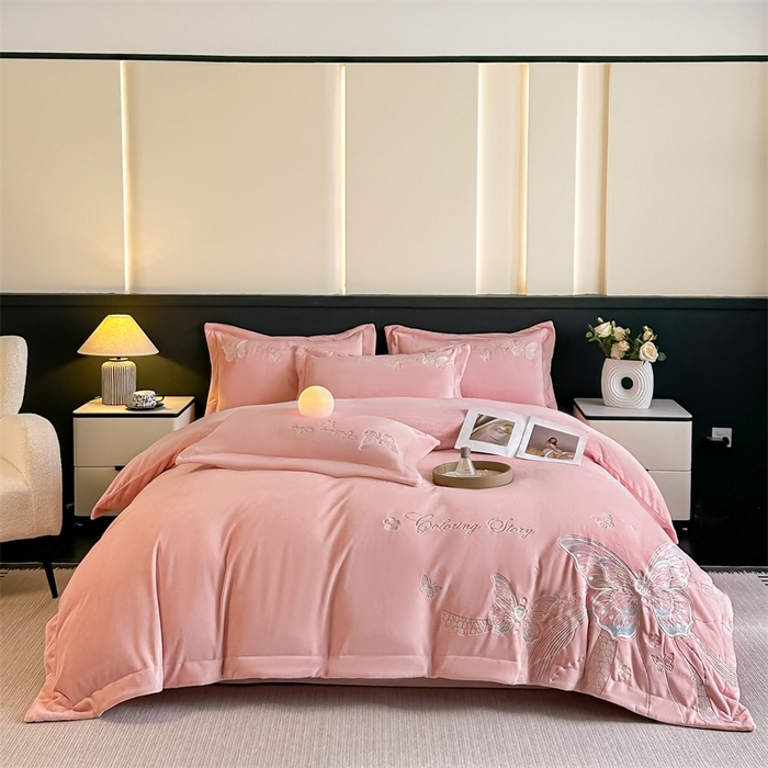 91家纺网 家纺一手货源 找家纺 （总）锦铭源家纺 2025新款75D全消光超柔樱花绒绣花四件套牛奶绒四件套【有买家秀】