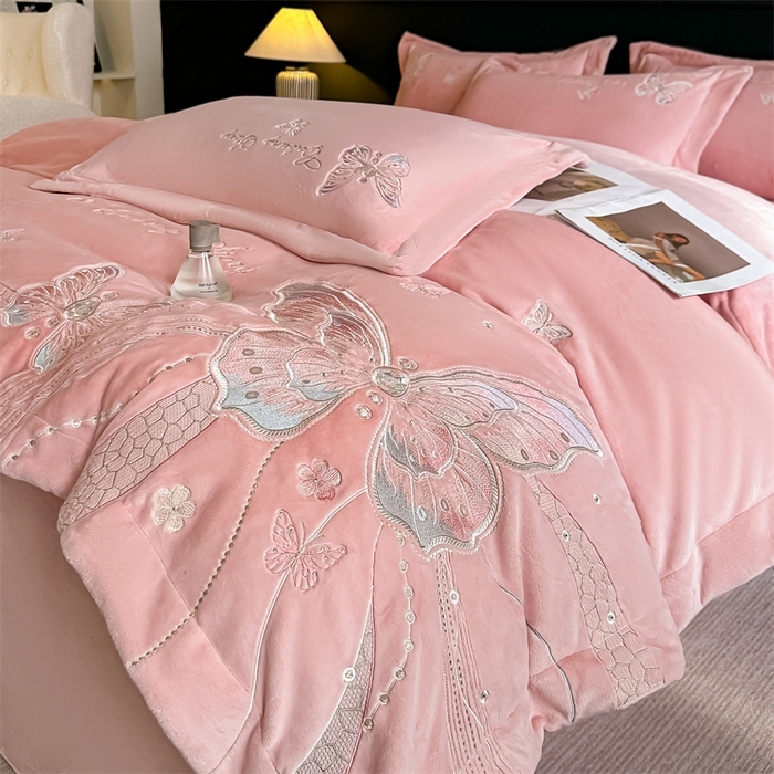 91家纺网 家纺一手货源 找家纺 （总）锦铭源家纺 2025新款75D全消光超柔樱花绒绣花四件套牛奶绒四件套【有买家秀】