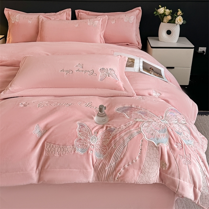 91家纺网 家纺一手货源 找家纺 （总）锦铭源家纺 2025新款75D全消光超柔樱花绒绣花四件套牛奶绒四件套【有买家秀】