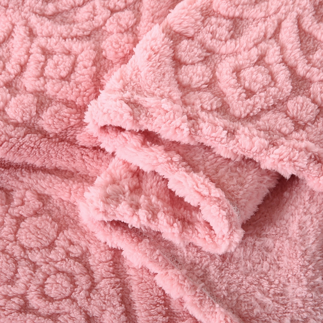 91家纺网 家纺一手货源 找家纺 巴木赫 2025新款如意阁塔芙绒毯子毛毯 粉色