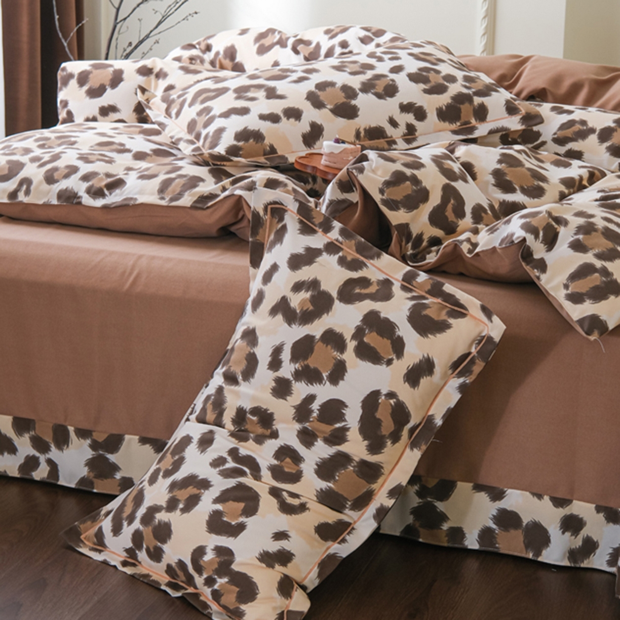 91家纺网 家纺一手货源 找家纺 慕绸家纺（原萌宝老粗布厂家） 2025秋冬新款加厚纯棉磨毛印花四件套 豹纹