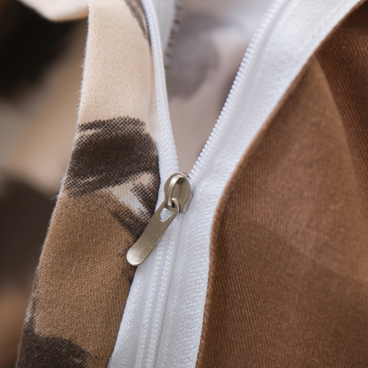 91家纺网 家纺一手货源 找家纺 慕绸家纺（原萌宝老粗布厂家） 2025秋冬新款加厚纯棉磨毛印花四件套 豹纹