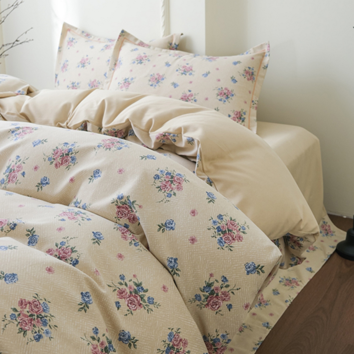 91家纺网 家纺一手货源 找家纺 慕绸家纺（原萌宝老粗布厂家） 2025秋冬新款加厚纯棉磨毛印花四件套 花满城