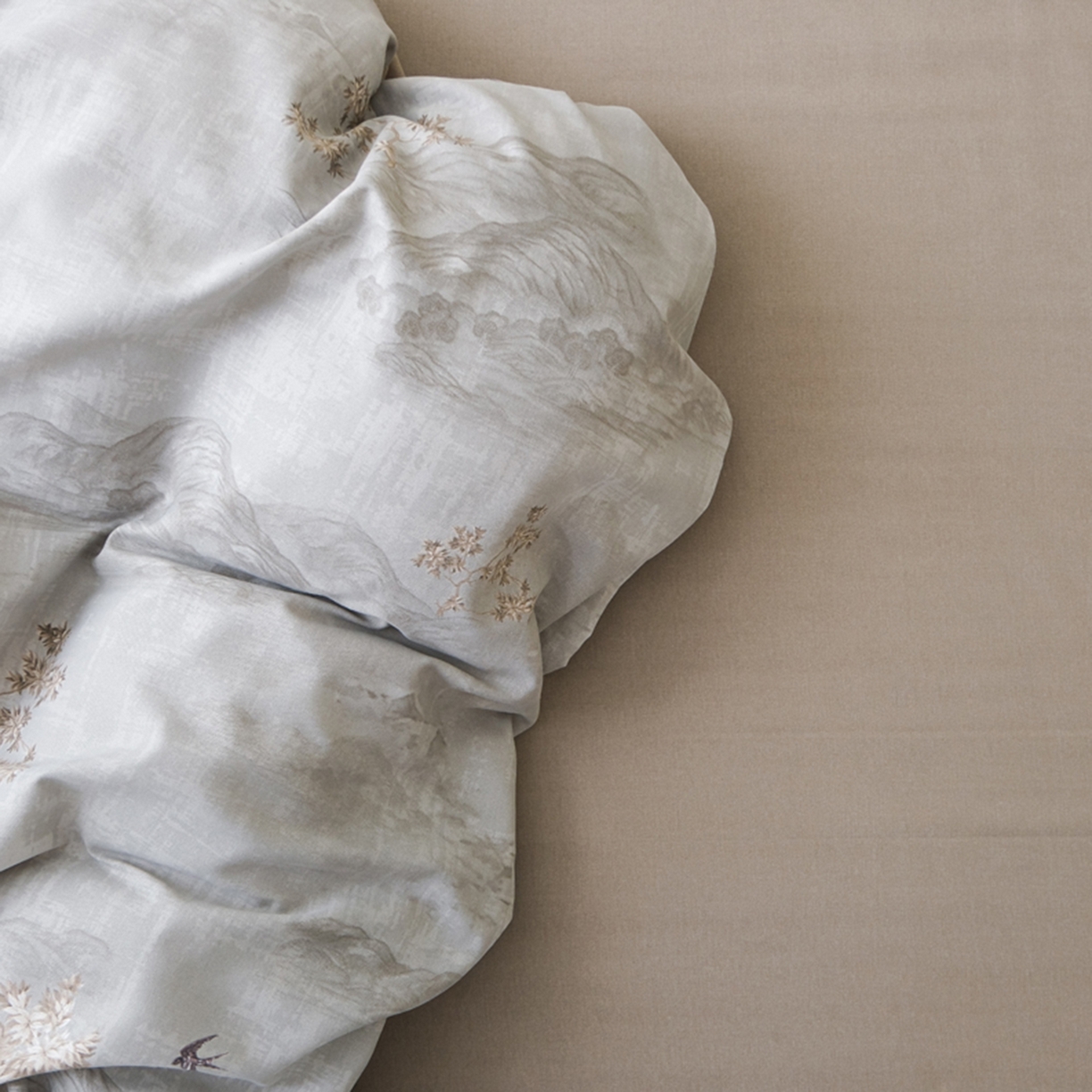 91家纺网 家纺一手货源 找家纺 慕绸家纺（原萌宝老粗布厂家） 2025秋冬新款加厚纯棉磨毛印花四件套 锦绣山河