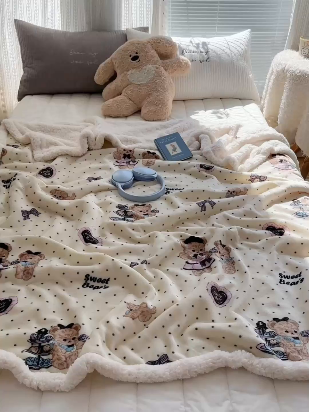 91家纺网 家纺一手货源 找家纺 美乐迪  2025新款牛奶绒羊羔绒毛毯 茶画熊