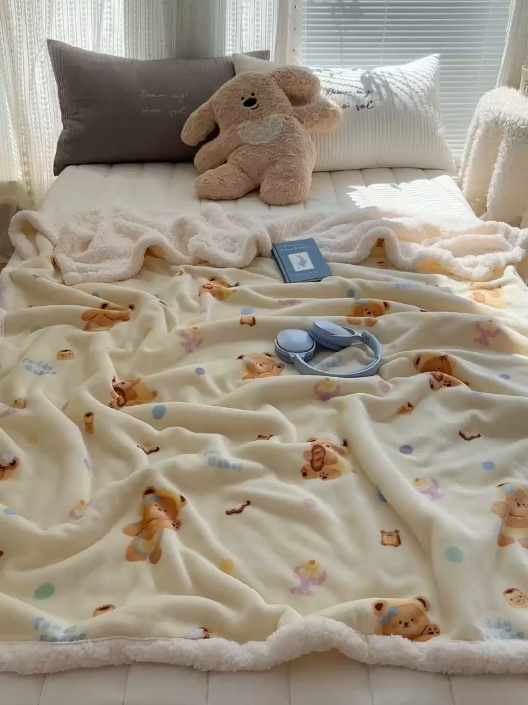 91家纺网 家纺一手货源 找家纺 美乐迪  2025新款牛奶绒羊羔绒毛毯 烘焙熊