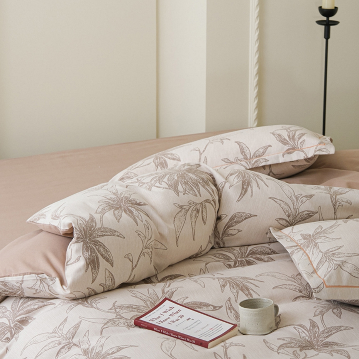 91家纺网 家纺一手货源 找家纺 慕绸家纺（原萌宝老粗布厂家） 2025秋冬新款加厚纯棉磨毛印花四件套 鎏金踪影