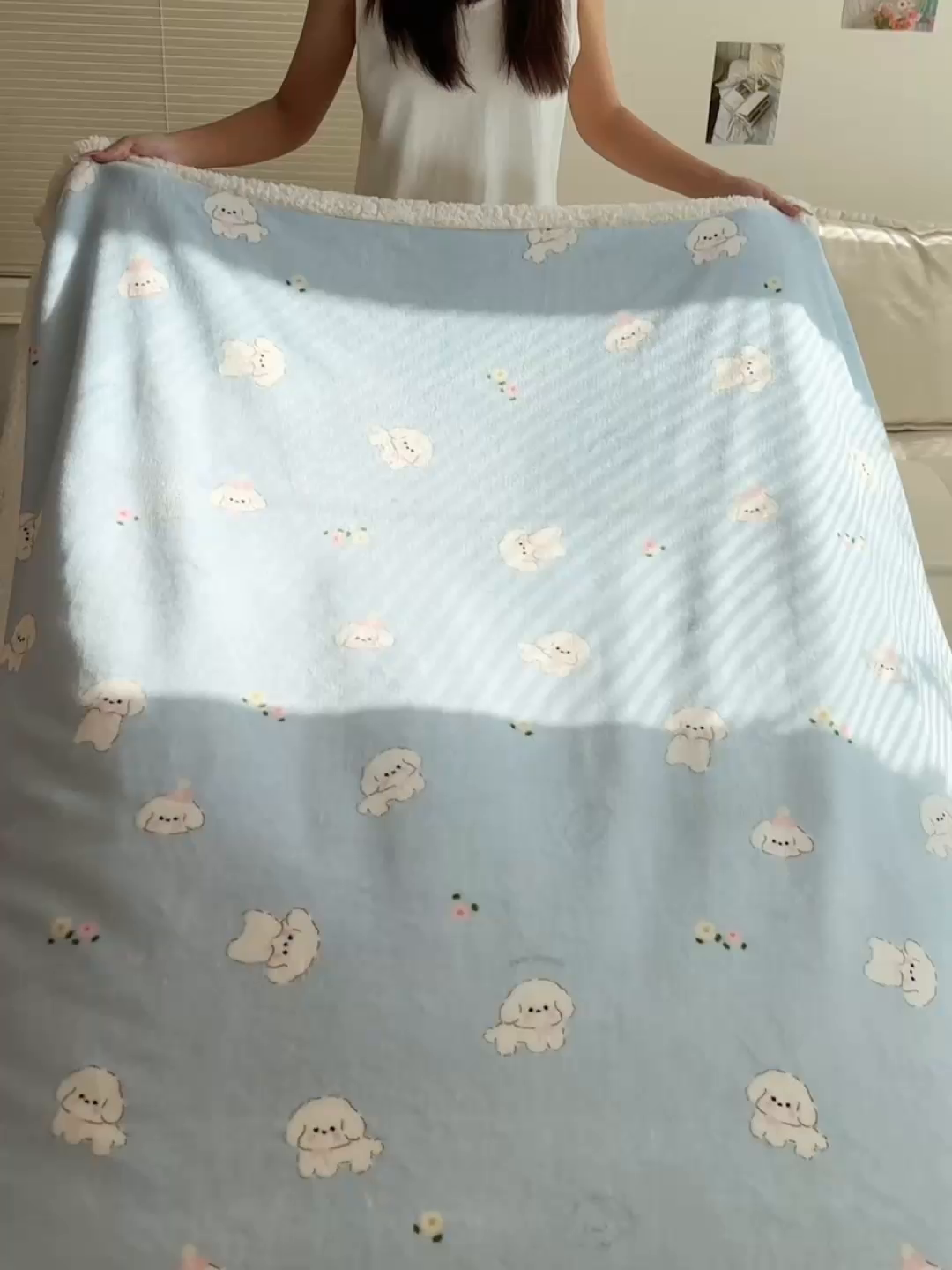 91家纺网 家纺一手货源 找家纺 美乐迪  2025新款牛奶绒羊羔绒毛毯 蓝色小狗