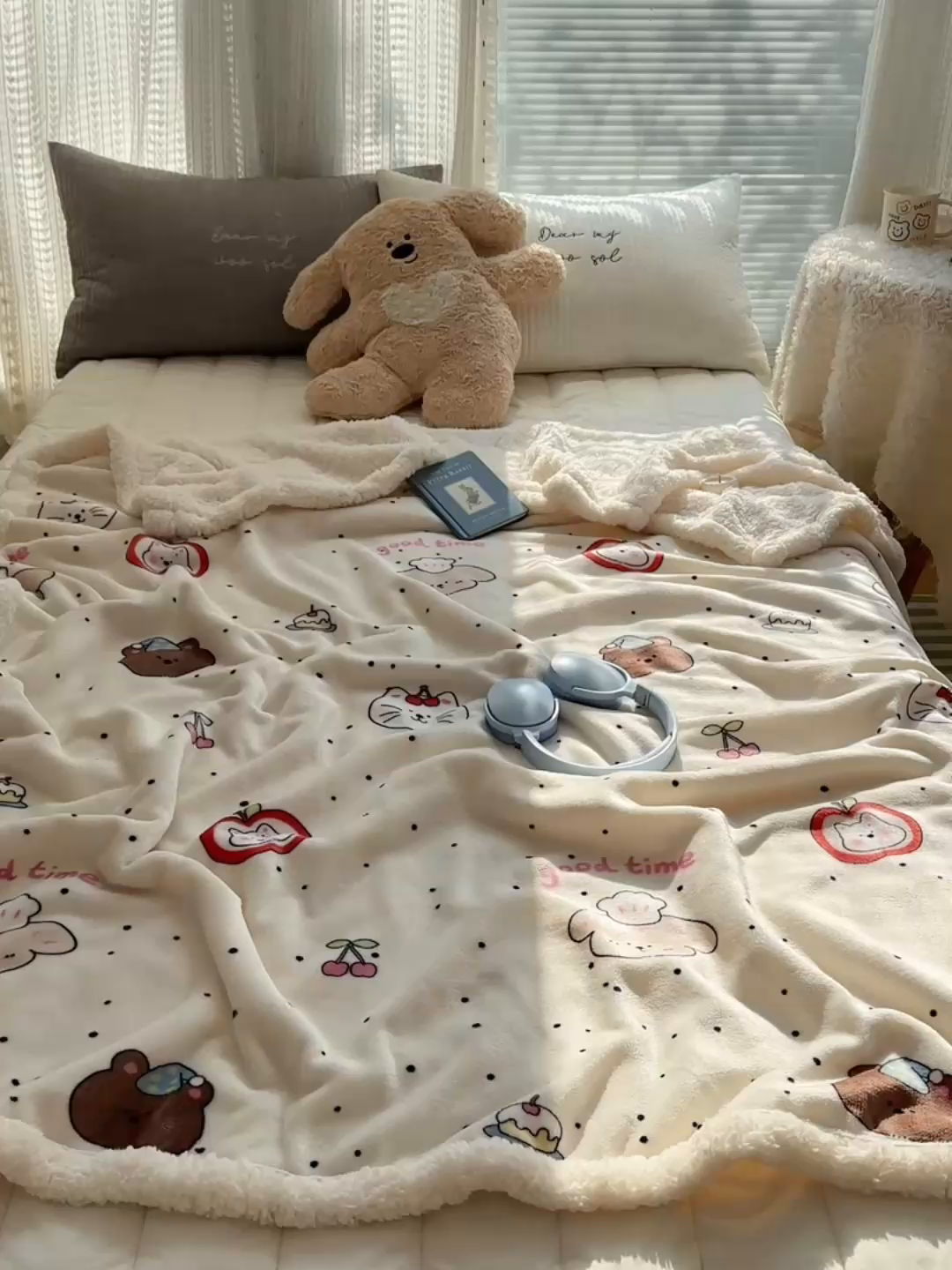 91家纺网 家纺一手货源 找家纺 美乐迪  2025新款牛奶绒羊羔绒毛毯 墨点小狗