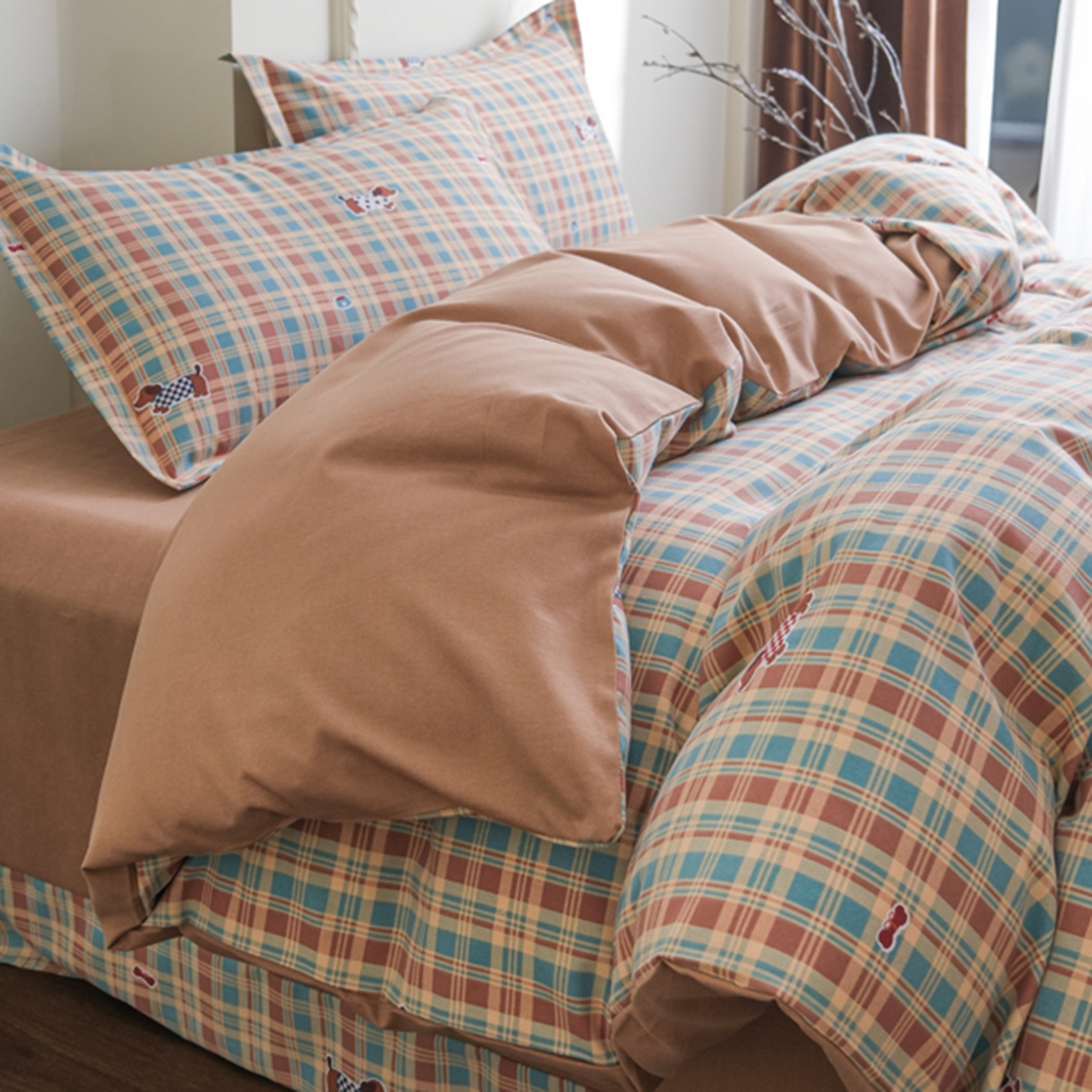 91家纺网 家纺一手货源 找家纺 慕绸家纺（原萌宝老粗布厂家） 2025秋冬新款加厚纯棉磨毛印花四件套 美式香肠狗