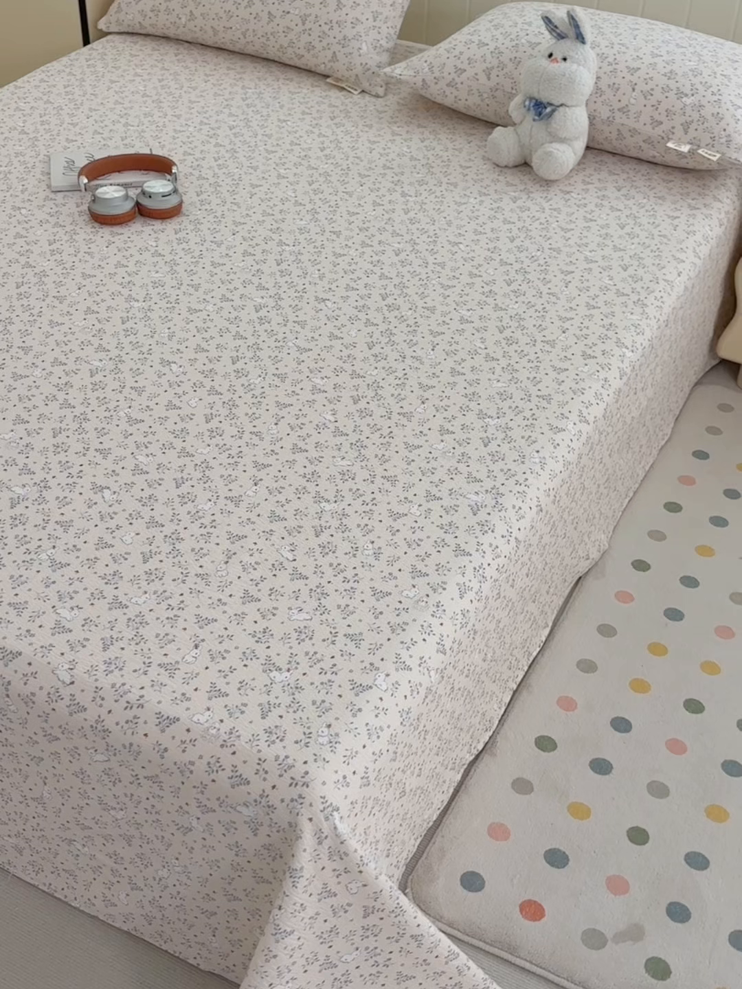 91家纺网 家纺一手货源 找家纺 青泽家纺 2025新款双层纱床单单品床单单件单床单 花园小兔