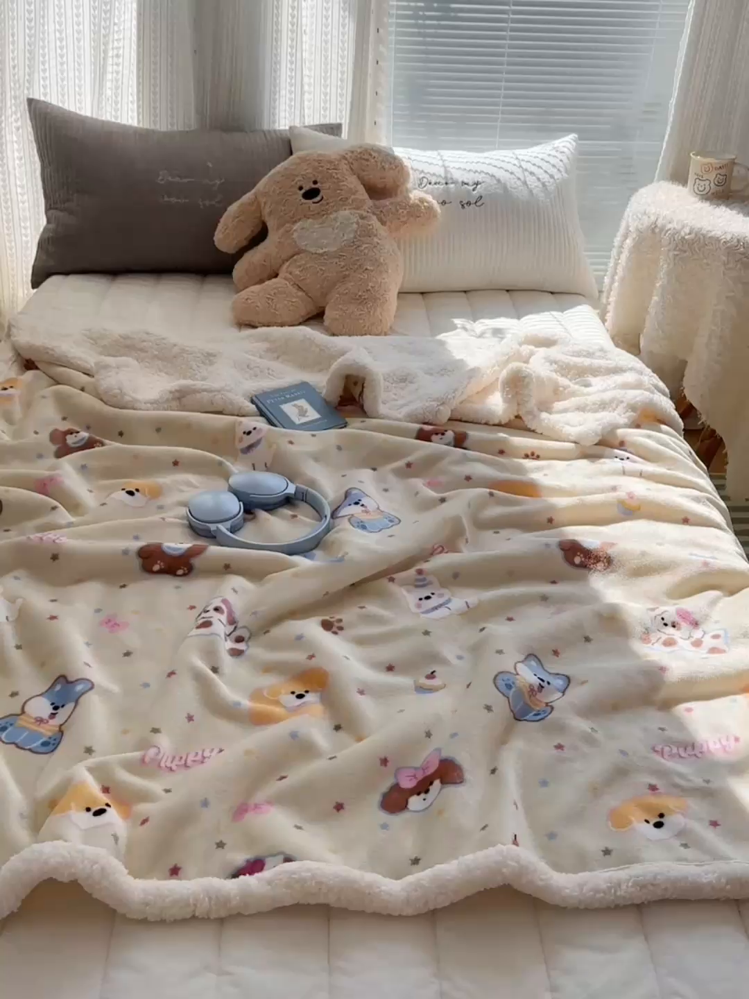 91家纺网 家纺一手货源 找家纺 美乐迪  2025新款牛奶绒羊羔绒毛毯 许愿小狗