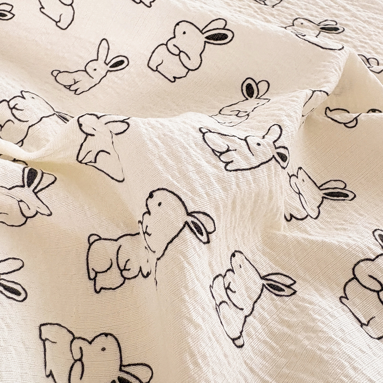 91家纺网 家纺一手货源 找家纺 青泽家纺 2025新款双层纱床单单品床单单件单床单 萌兔兔