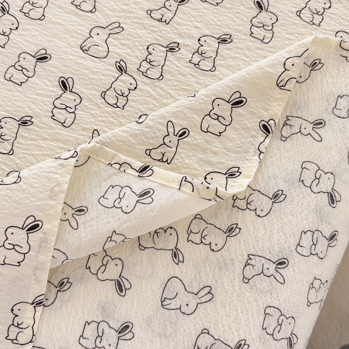 91家纺网 家纺一手货源 找家纺 青泽家纺 2025新款双层纱床单单品床单单件单床单 萌兔兔