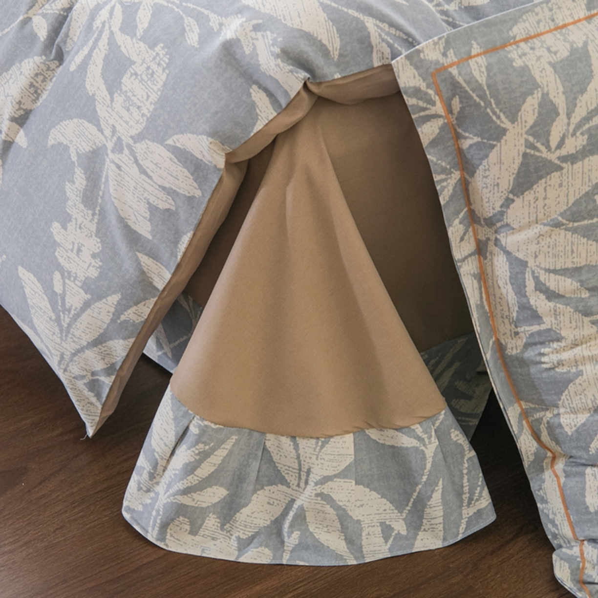 91家纺网 家纺一手货源 找家纺 慕绸家纺（原萌宝老粗布厂家） 2025秋冬新款加厚纯棉磨毛印花四件套 轻叶蓝