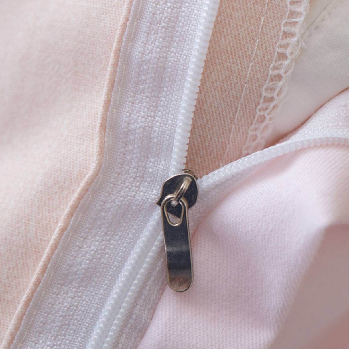 91家纺网 家纺一手货源 找家纺 慕绸家纺（原萌宝老粗布厂家） 2025秋冬新款加厚纯棉磨毛印花四件套 桃喜