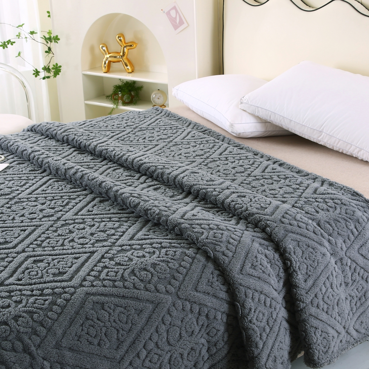 91家纺网 家纺一手货源 找家纺 巴木赫 2025新款如意阁塔芙绒毯子毛毯 深灰