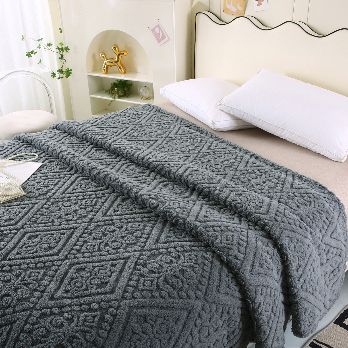 91家纺网 家纺一手货源 找家纺 巴木赫 2025新款如意阁塔芙绒毯子毛毯 深灰