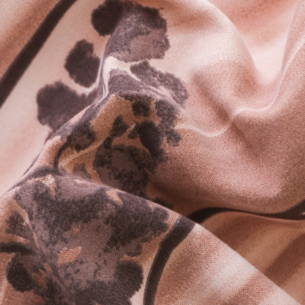 91家纺网 家纺一手货源 找家纺 慕绸家纺（原萌宝老粗布厂家） 2025秋冬新款加厚纯棉磨毛印花四件套 枝繁叶茂