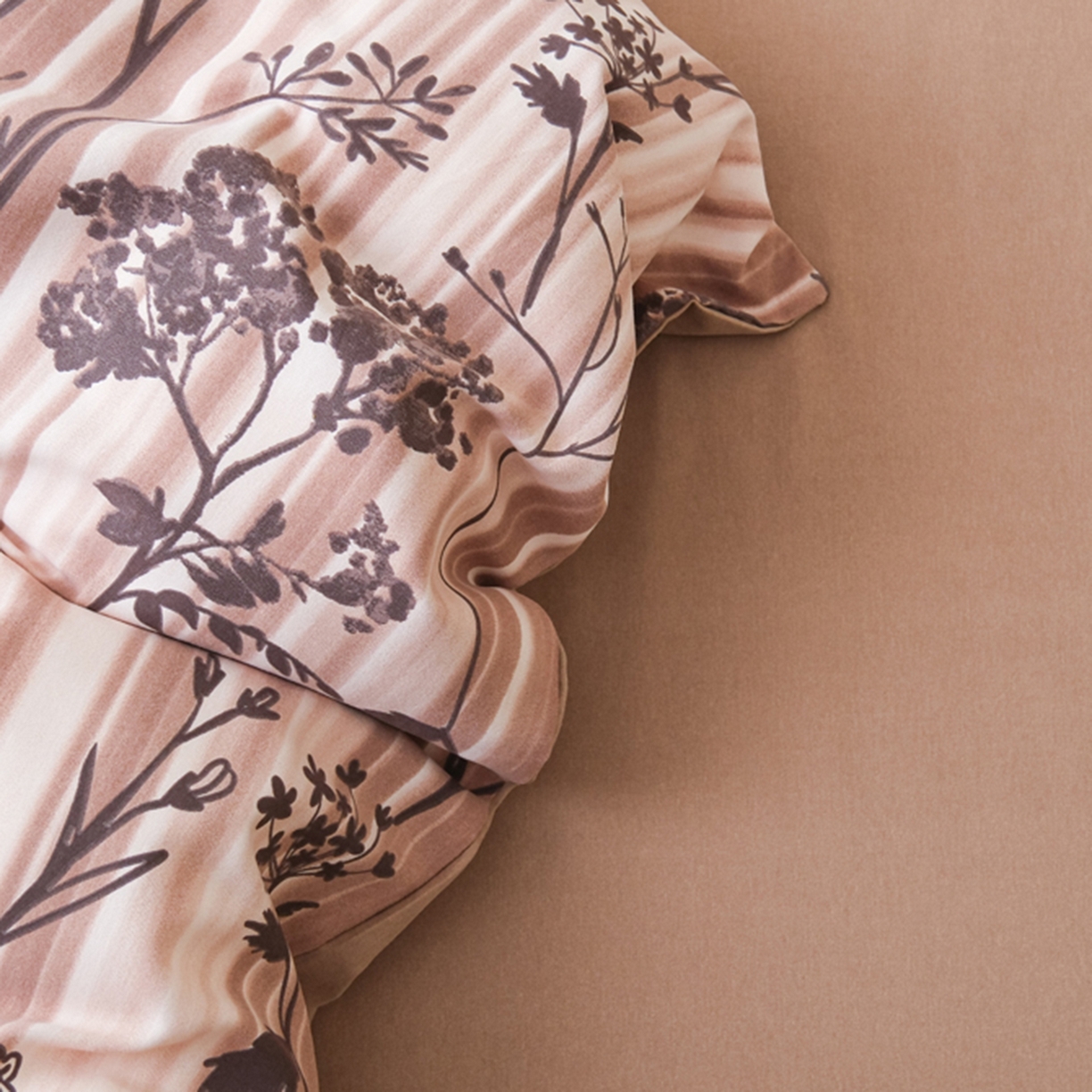 91家纺网 家纺一手货源 找家纺 慕绸家纺（原萌宝老粗布厂家） 2025秋冬新款加厚纯棉磨毛印花四件套 枝繁叶茂