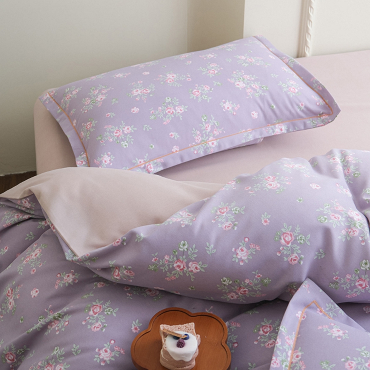 91家纺网 家纺一手货源 找家纺 慕绸家纺（原萌宝老粗布厂家） 2025秋冬新款加厚纯棉磨毛印花四件套 紫藤花