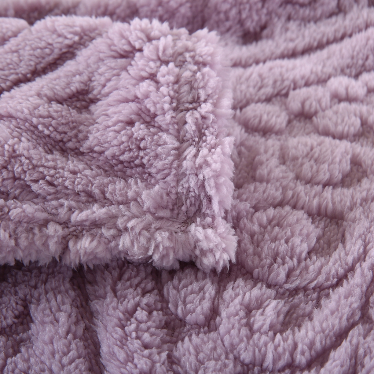 91家纺网 家纺一手货源 找家纺 巴木赫 2025新款如意阁塔芙绒毯子毛毯 紫色