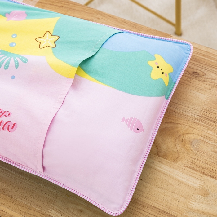 91家纺网 家纺一手货源 找家纺 大黄蜂家居家纺 2025新款纯棉卡通定位枕套 小美人鱼