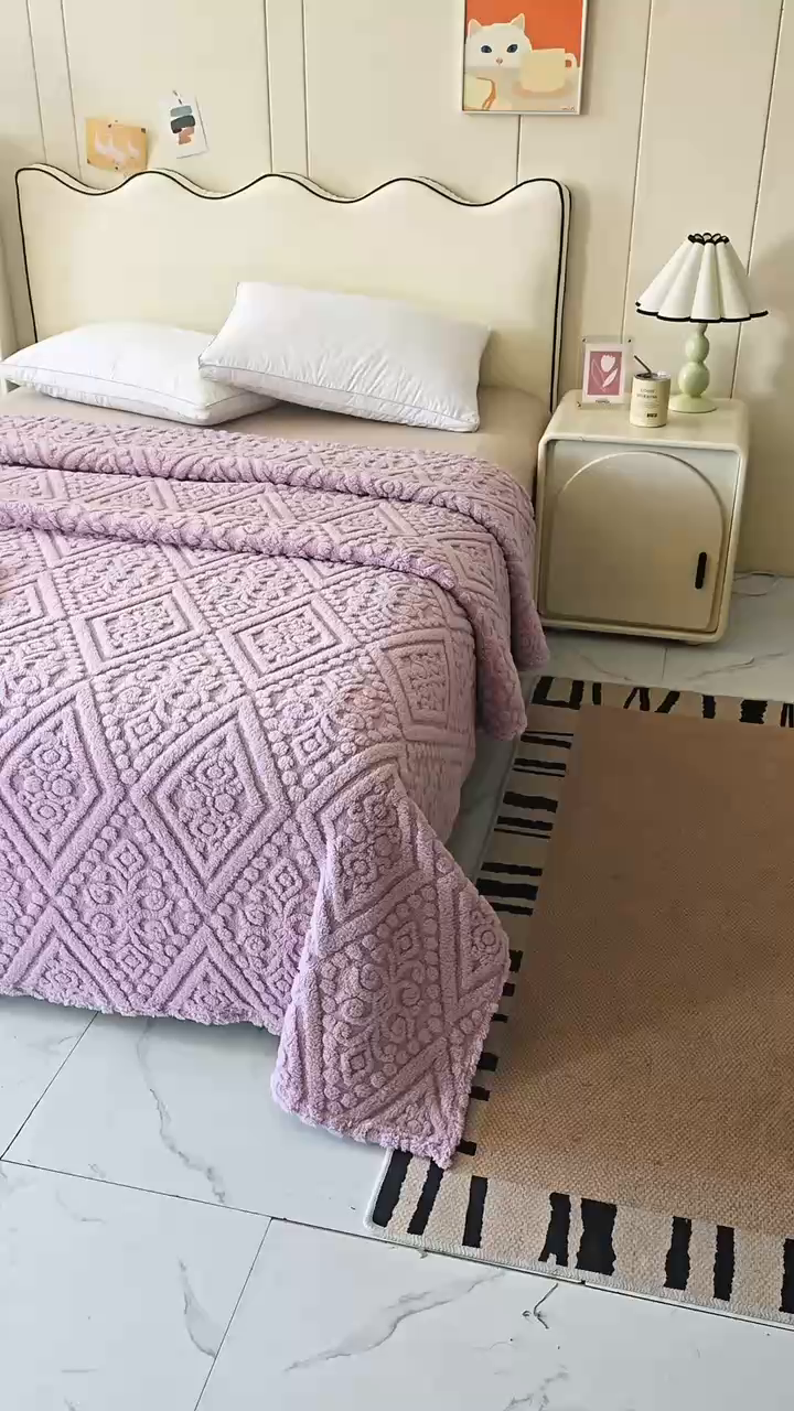 91家纺网 家纺一手货源 找家纺 巴木赫 2025新款如意阁塔芙绒毯子毛毯 紫色