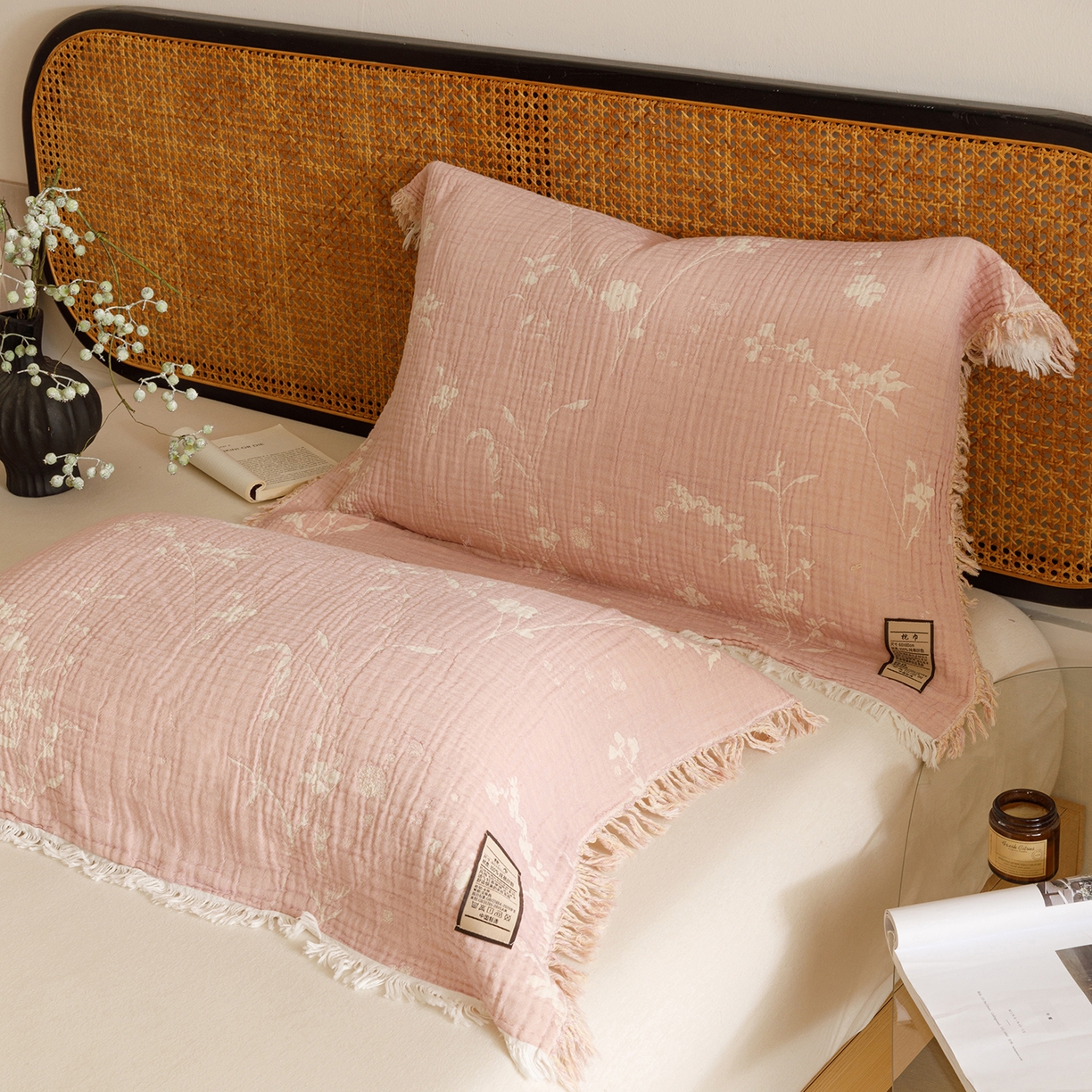 91家纺网 家纺一手货源 找家纺 朴尔家纺-毛巾被 2025新款全棉流苏巨大尺寸60S纱布枕巾 樱花恋 60x80cm枕巾/对