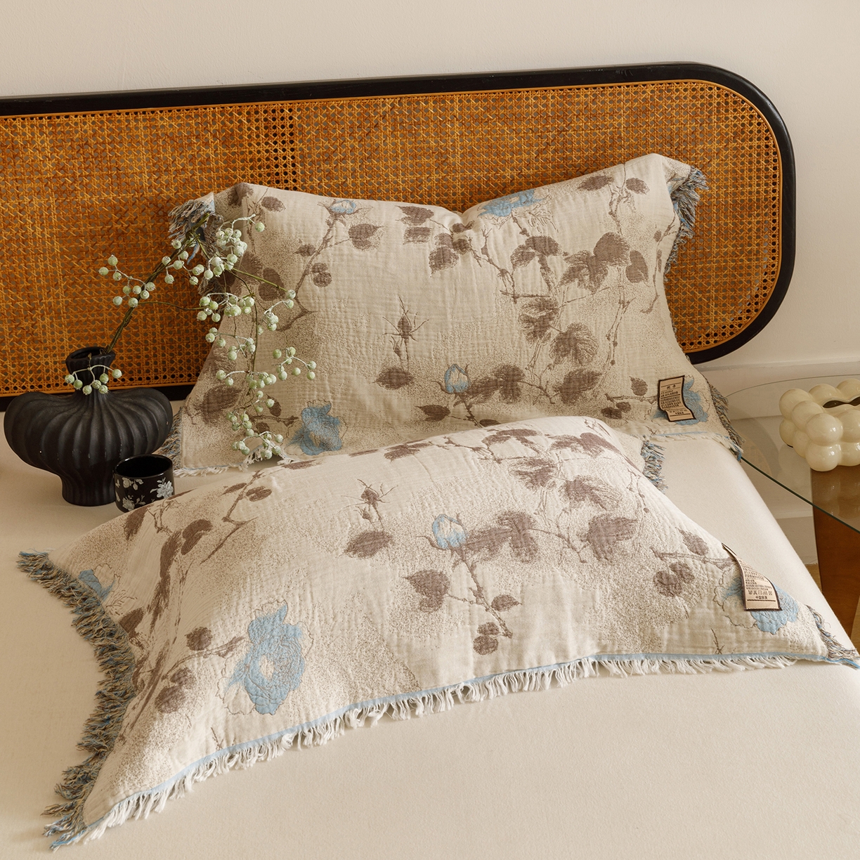 91家纺网 家纺一手货源 找家纺 朴尔家纺-毛巾被 2025新款全棉流苏巨大尺寸60S纱布枕巾 蓝色随想 60x80cm枕巾/对