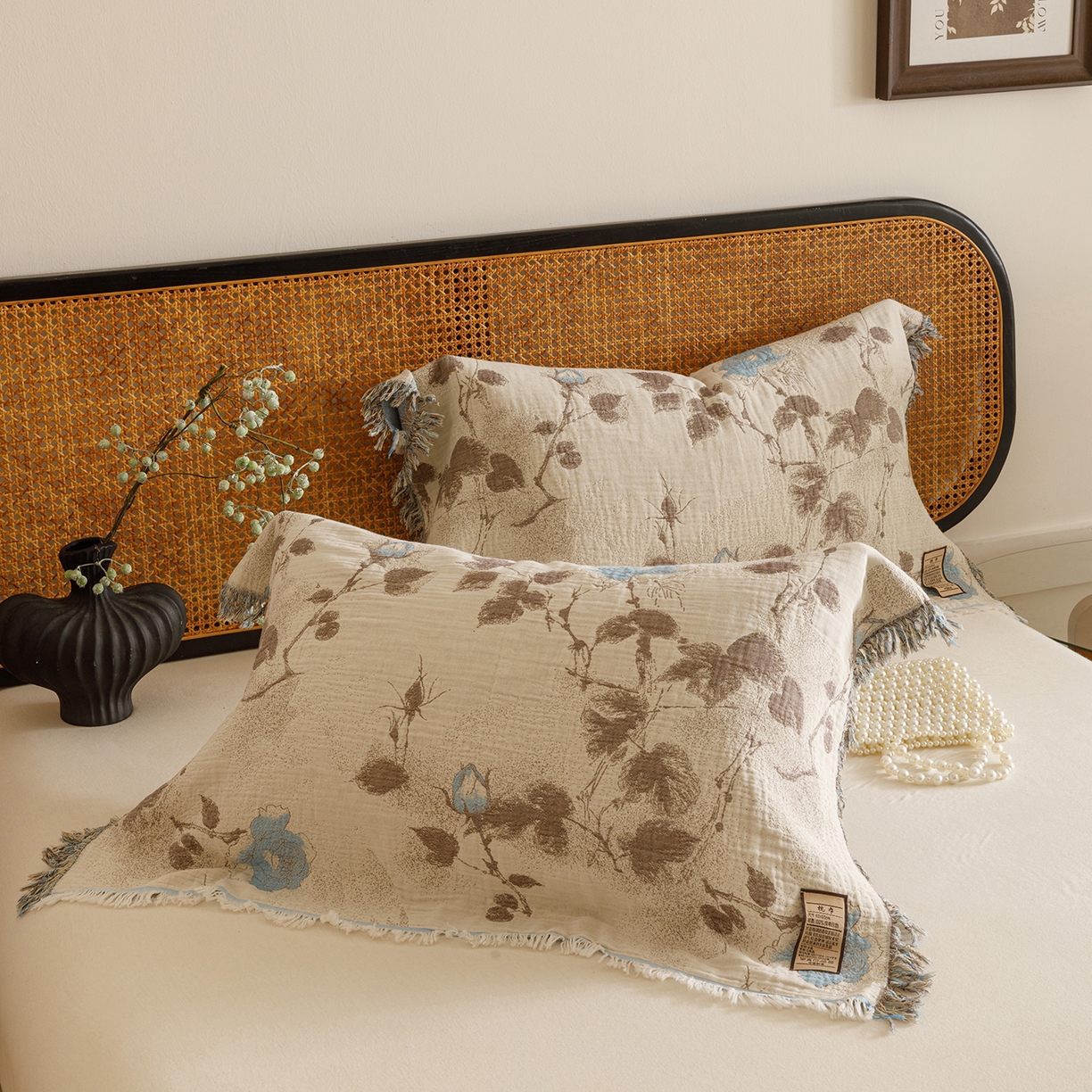 91家纺网 家纺一手货源 找家纺 朴尔家纺-毛巾被 2025新款全棉流苏巨大尺寸60S纱布枕巾 蓝色随想 60x80cm枕巾/对