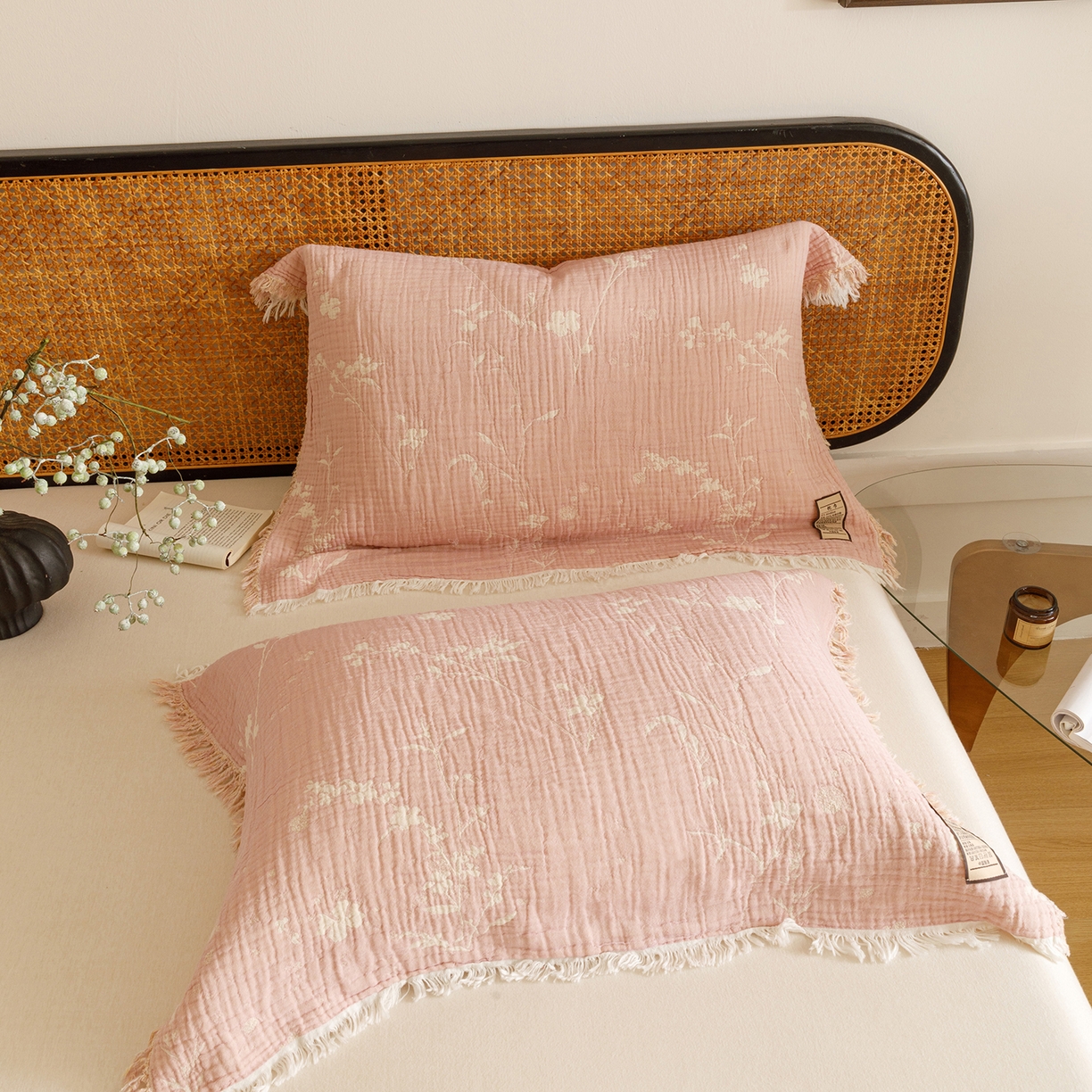 91家纺网 家纺一手货源 找家纺 朴尔家纺-毛巾被 2025新款全棉流苏巨大尺寸60S纱布枕巾 樱花恋 60x80cm枕巾/对