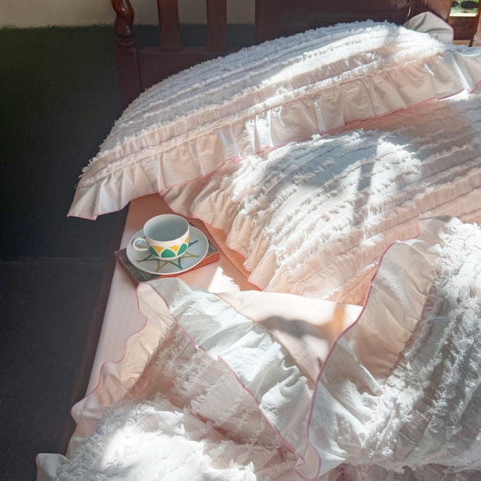 91家纺网 家纺一手货源 找家纺 山舍家居 2025新款全棉纯棉色织段染纯棉花边四件套-听风絮系列 听风絮-粉