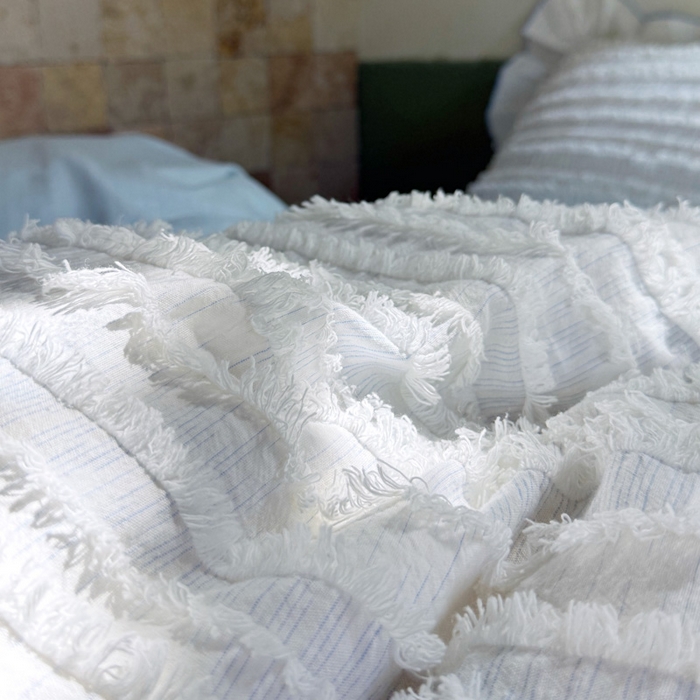 91家纺网 家纺一手货源 找家纺 山舍家居 2025新款全棉纯棉色织段染纯棉花边四件套-听风絮系列 听风絮-蓝