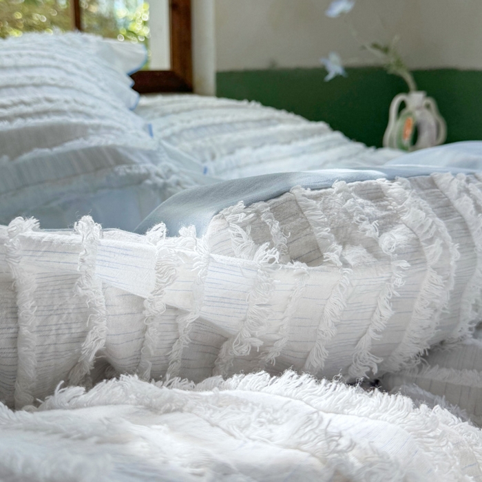 91家纺网 家纺一手货源 找家纺 山舍家居 2025新款全棉纯棉色织段染纯棉花边四件套-听风絮系列 听风絮-蓝