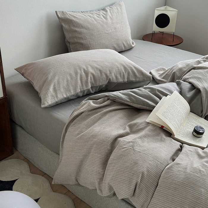 91家纺网 家纺一手货源 找家纺 （总）水洗的故事（原有乐家） 2025新款秋冬全棉贡缎色织提花条纹款四件套