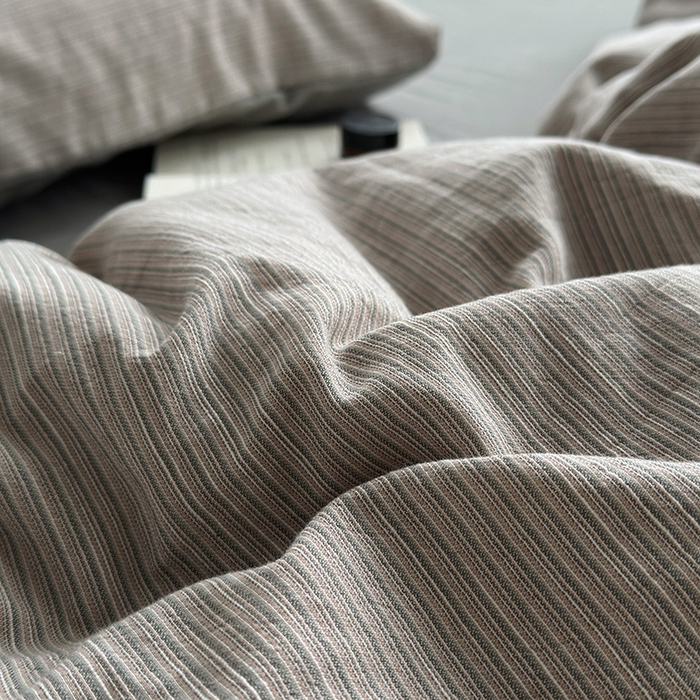 91家纺网 家纺一手货源 找家纺 （总）水洗的故事（原有乐家） 2025新款秋冬全棉贡缎色织提花条纹款四件套