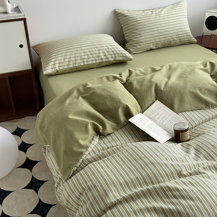 91家纺网 家纺一手货源 找家纺 水洗的故事（原有乐家） 2025新款秋冬全棉贡缎色织提花条纹款四件套 织麦