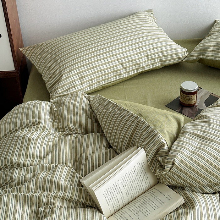 91家纺网 家纺一手货源 找家纺 水洗的故事（原有乐家） 2025新款秋冬全棉贡缎色织提花条纹款四件套 织麦