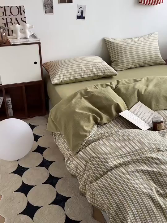 91家纺网 家纺一手货源 找家纺 水洗的故事（原有乐家） 2025新款秋冬全棉贡缎色织提花条纹款四件套 织麦