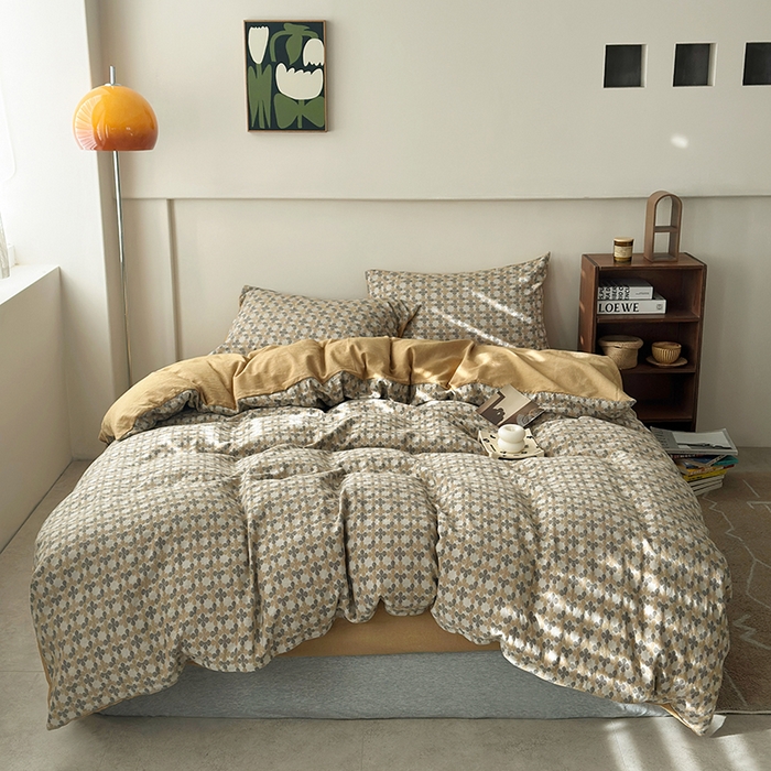 91家纺网 家纺一手货源 找家纺 水洗的故事（原有乐家） 2025新款秋冬60s全棉贡缎色织大提花四件套 四月里-燕麦