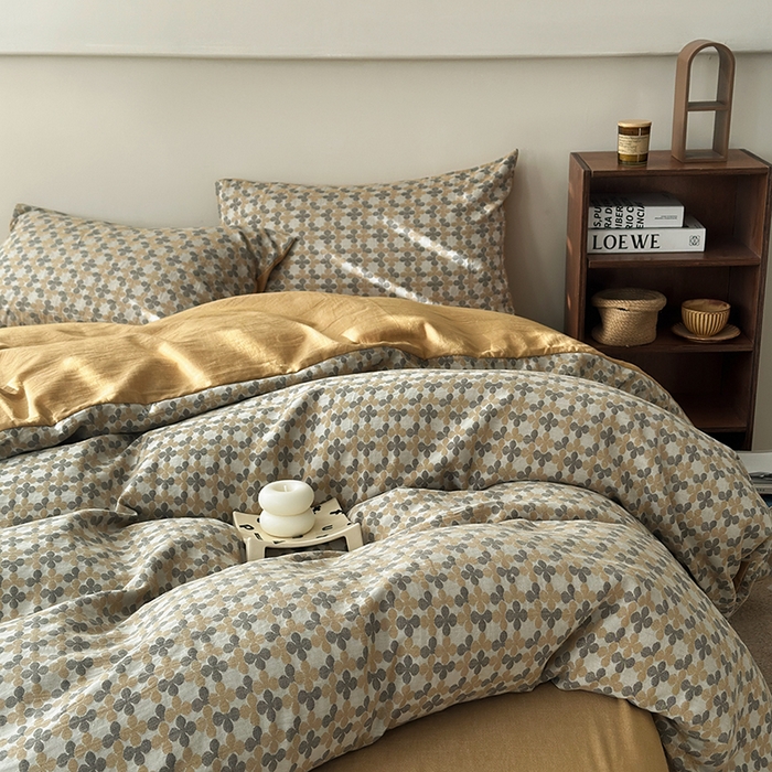 91家纺网 家纺一手货源 找家纺 水洗的故事（原有乐家） 2025新款秋冬60s全棉贡缎色织大提花四件套 四月里-燕麦